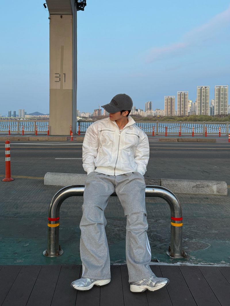 Banded ma-1 windbreaker