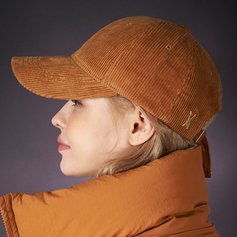 Gold point corduroy over fit ball cap BROWN