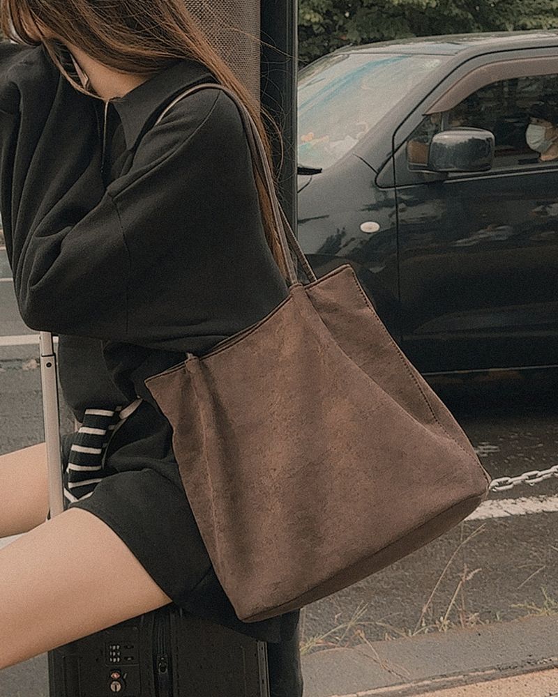 Pania Suede Shoulder Bag
