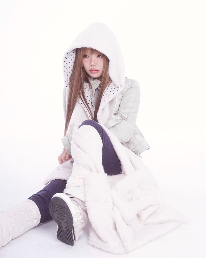 Fluffy hood muffler (ivory)