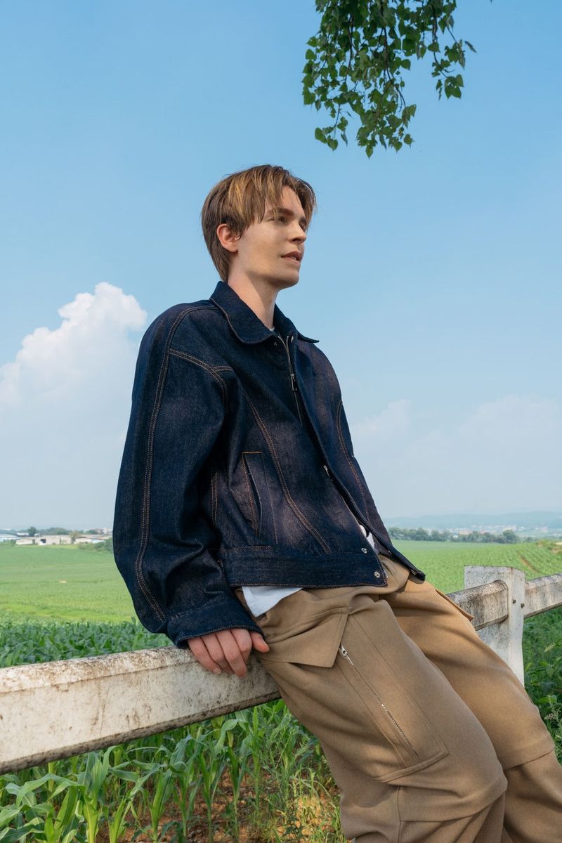 LINE-POINT DENIM BLOUSON