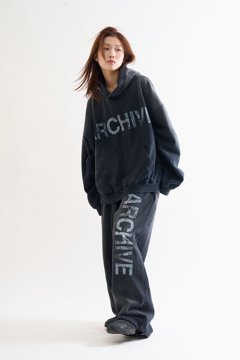 Raucohouse(ラウコハウス)の「Archive dying crack sweat pants(Pants)」