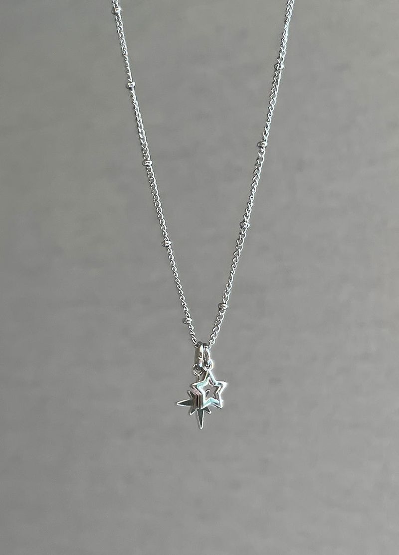 Flash star necklace