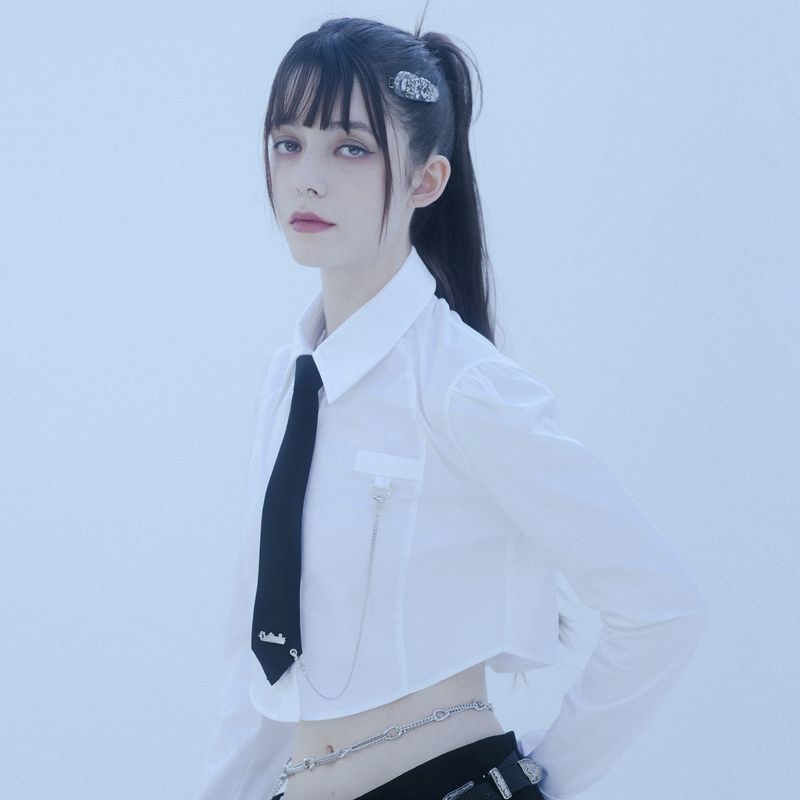 CLUT STUDIO（クラットスタジオ）の「0 1 necktie chain crop shirt - WHITE（Tops）」