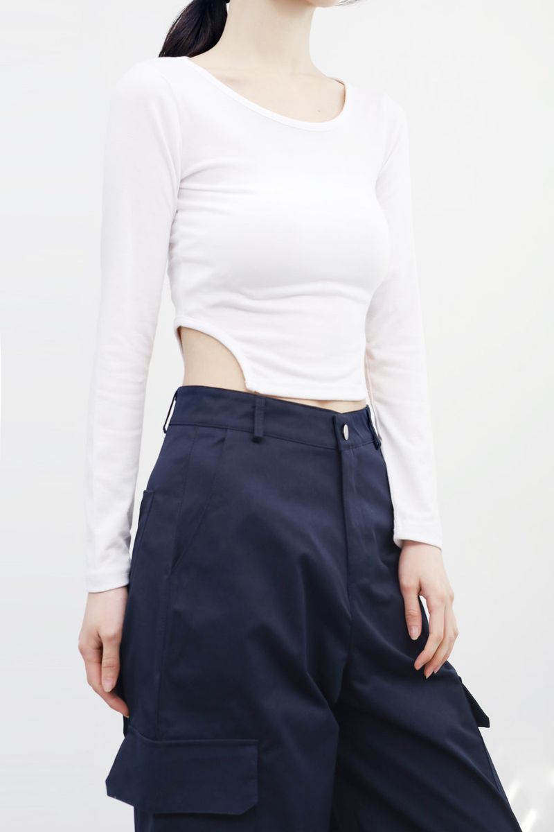 NONCODE（ノンコード）の「ボイド ウェスト シェイプ Tシャツ（トップス）」