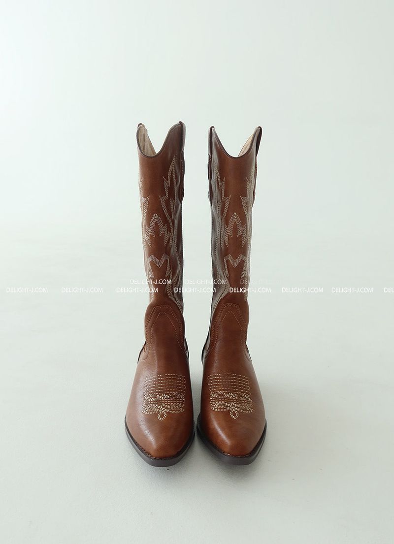 Western Ethnic Embroidered Long Boots
