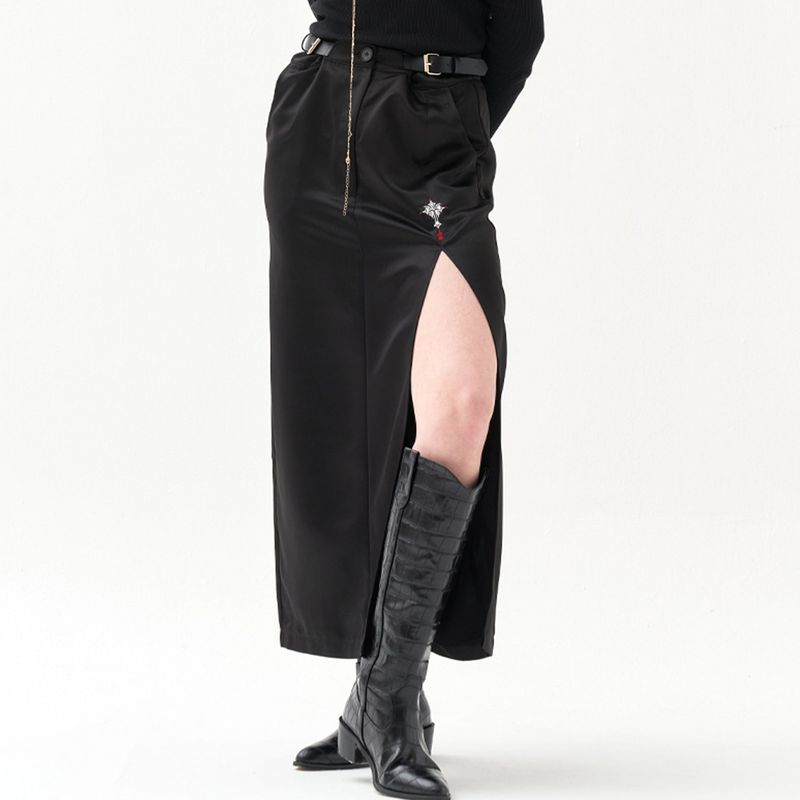 211-BUCKLE SATIN SLIT SKIRT