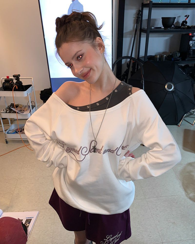[ORIGINAL] Penny Layered String Off-Shoulder Sweatshirt