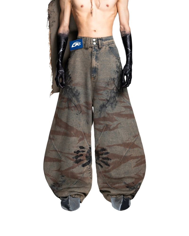DKILLUMINATE（ディーケーイルミネイト）の「MUD-STAINED DENIM PANTS (Limited)（Pants）」