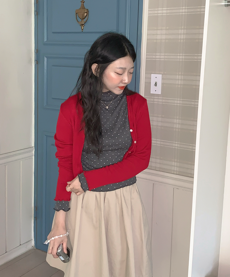 Dot Wave Turtleneck T-Shirt