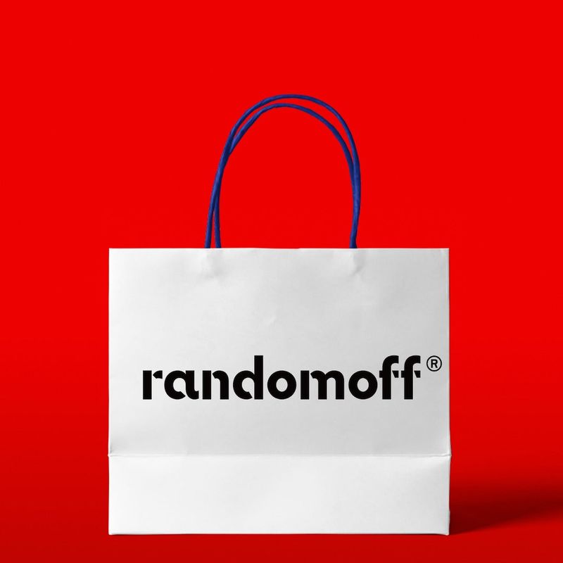 RANDOMOFF(ランダムオフ)の「2024 WINTER LUCKY BOX (RANDOMOFF)(Lucky Bags)」