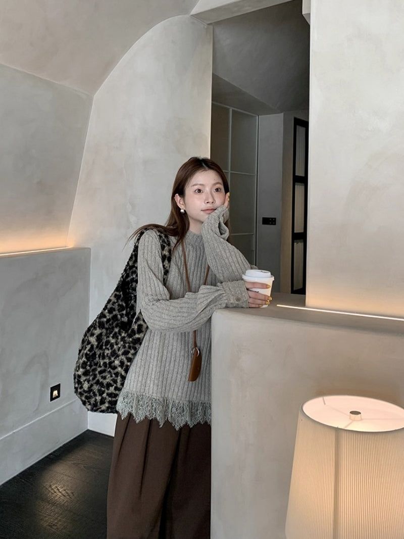 dereborujo（ドレボルゾー）の「high-neck V-neck lace long-sleeved knitwear（Tops）」