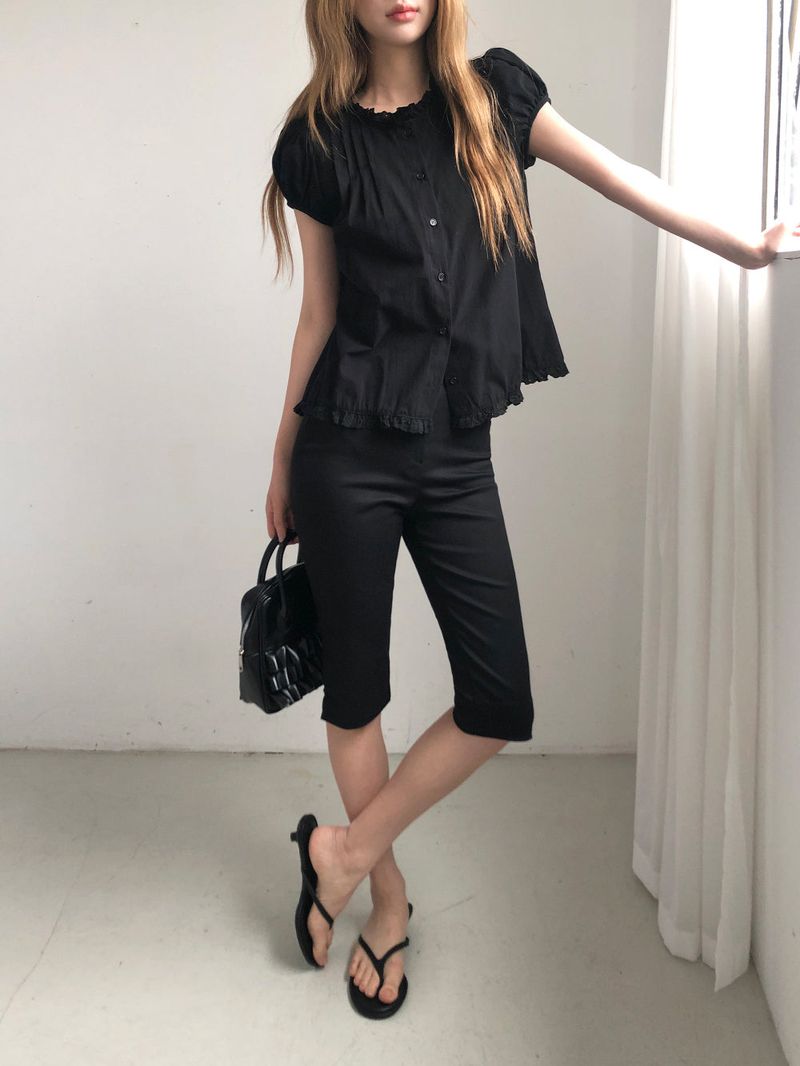 Essential capri pants