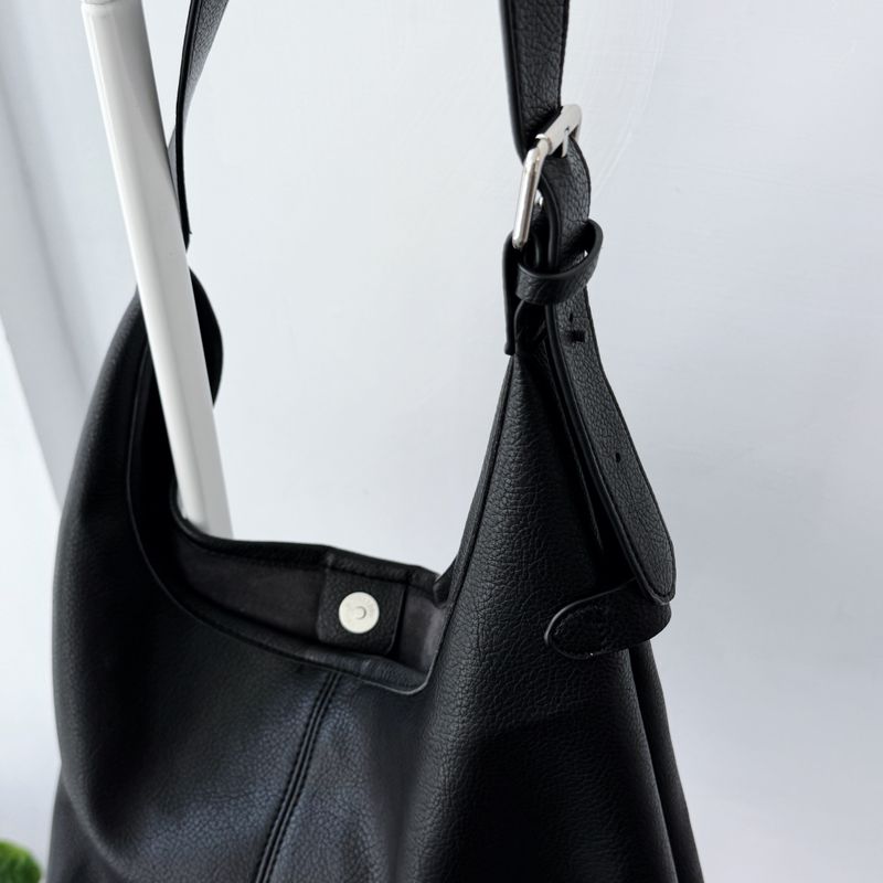 Center Seam Hobo Bag