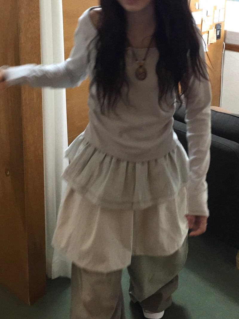 mari layered frill t-shirts