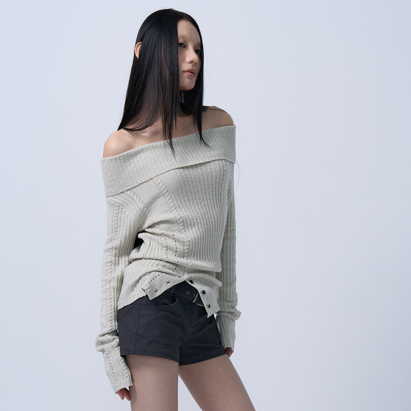 LOW-RISE SHORT PANTS (CHARCOAL)
