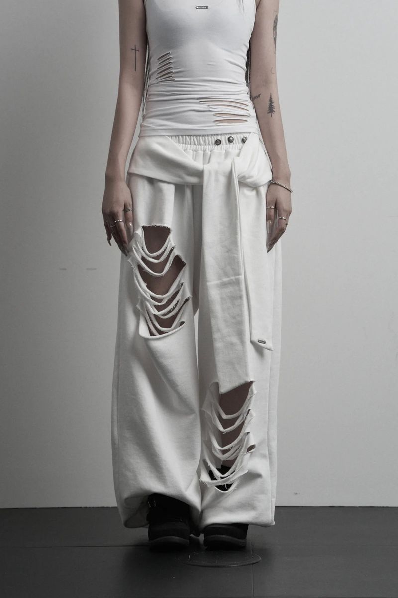 URBAN UNIQUE（アーバンユニーク）の「[label]レイヤード タイ ダメージ ワイド パンツ(white)（パンツ）」