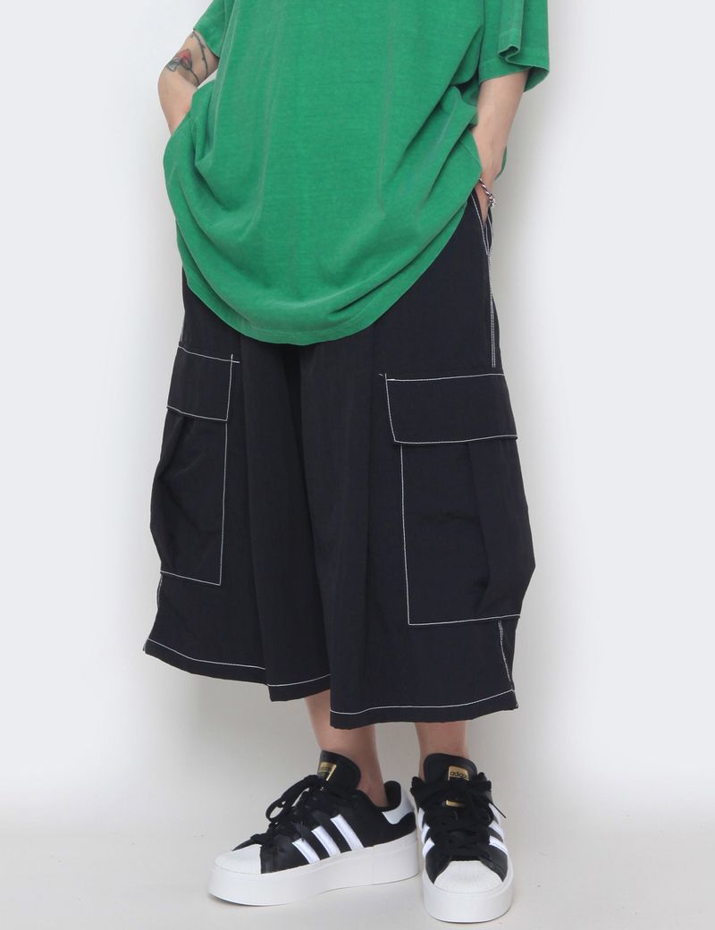 nutellike（ヌテールライク）の「Stitch Bermuda Cargo Pants（Pants）」