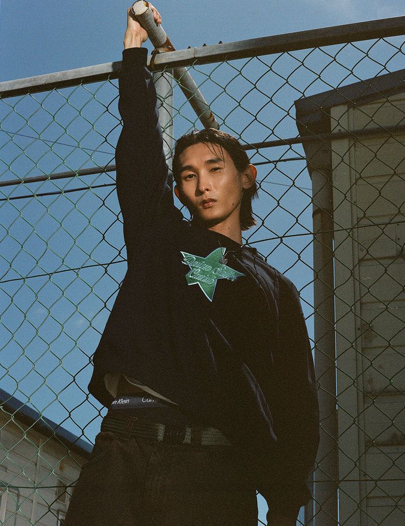 STAR LOGO EMB SWEATSHIRT NAVY(CV2CFUM462A)