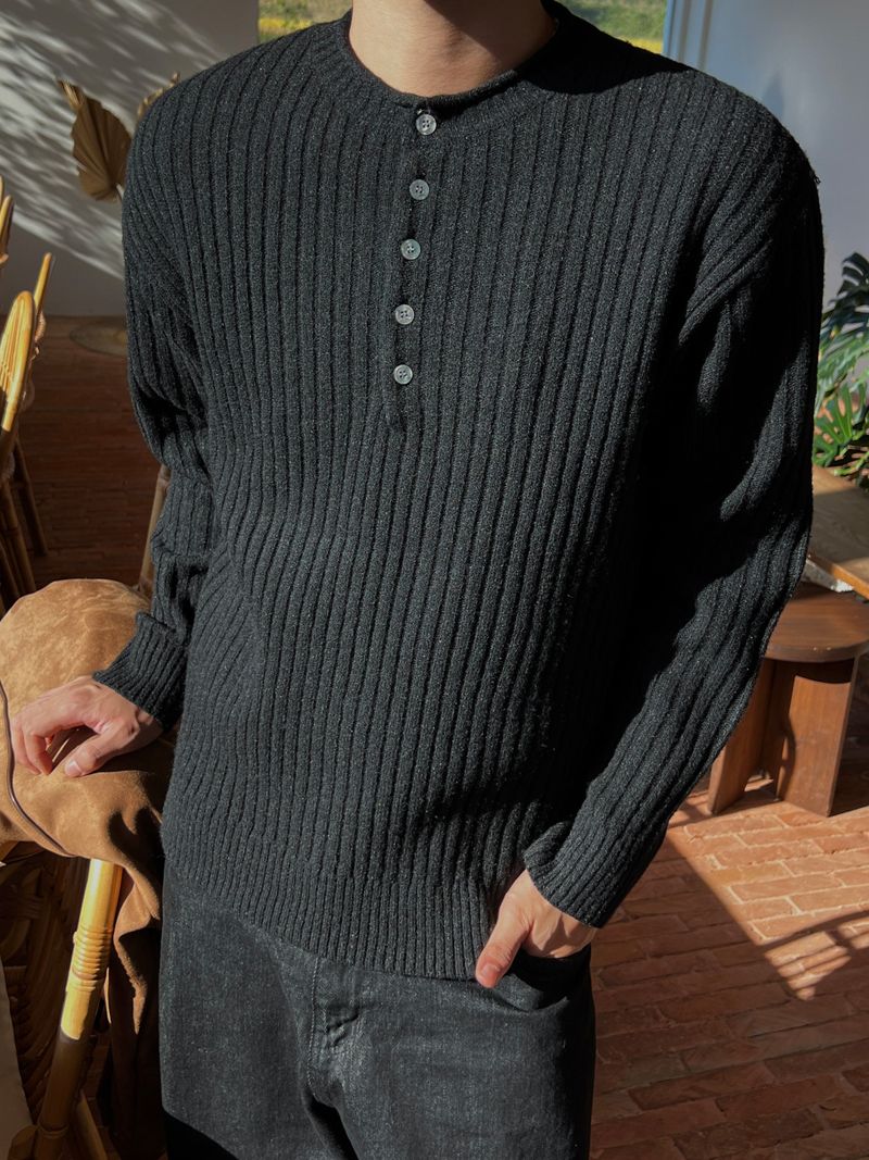 ESOO（イス）の「Stoic Henley-Neck Wool Knit (4 Colors)（Tops）」