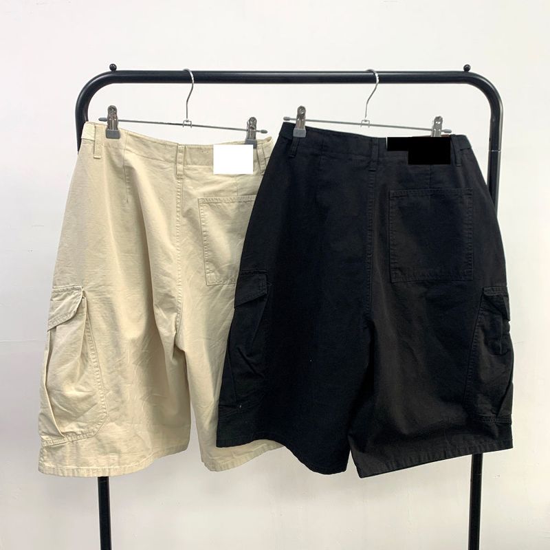 Snap big cargo bermuda pants