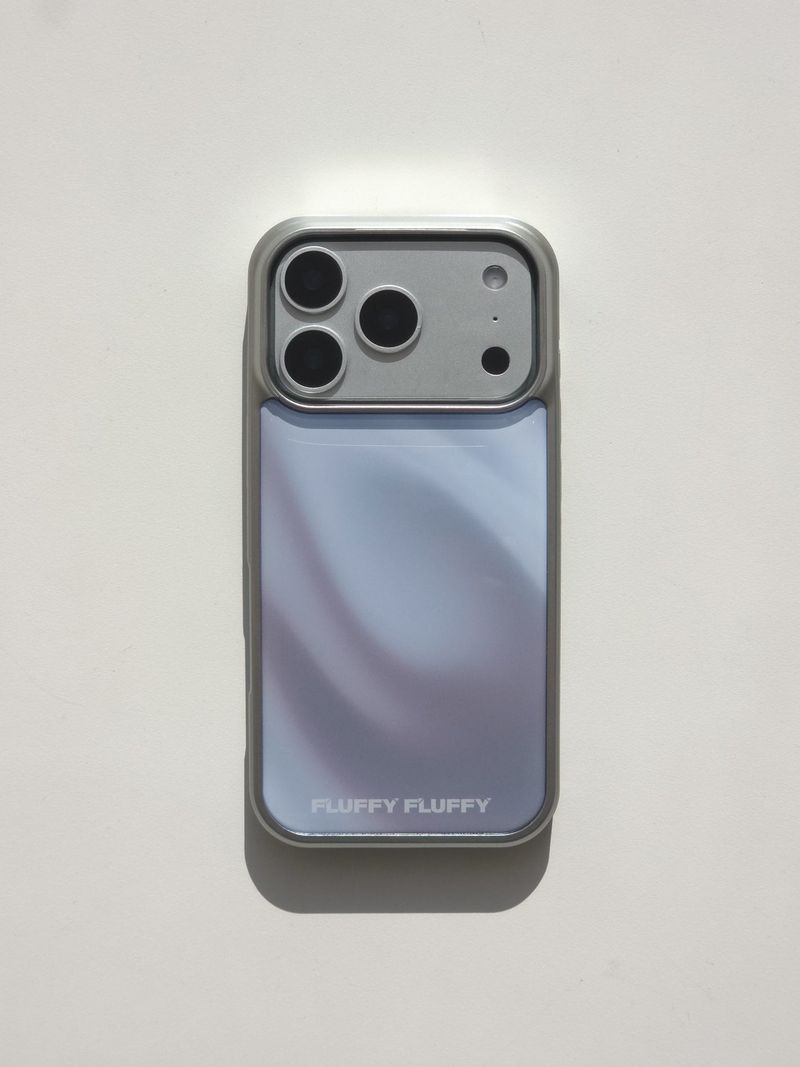 FLUFFY FLUFFY（フラフィー フラフィー）の「[MADE] デイブレイクエポキシシルバーバンバーケース [iPhone/Galaxy]（スマホグッズ/小物）」