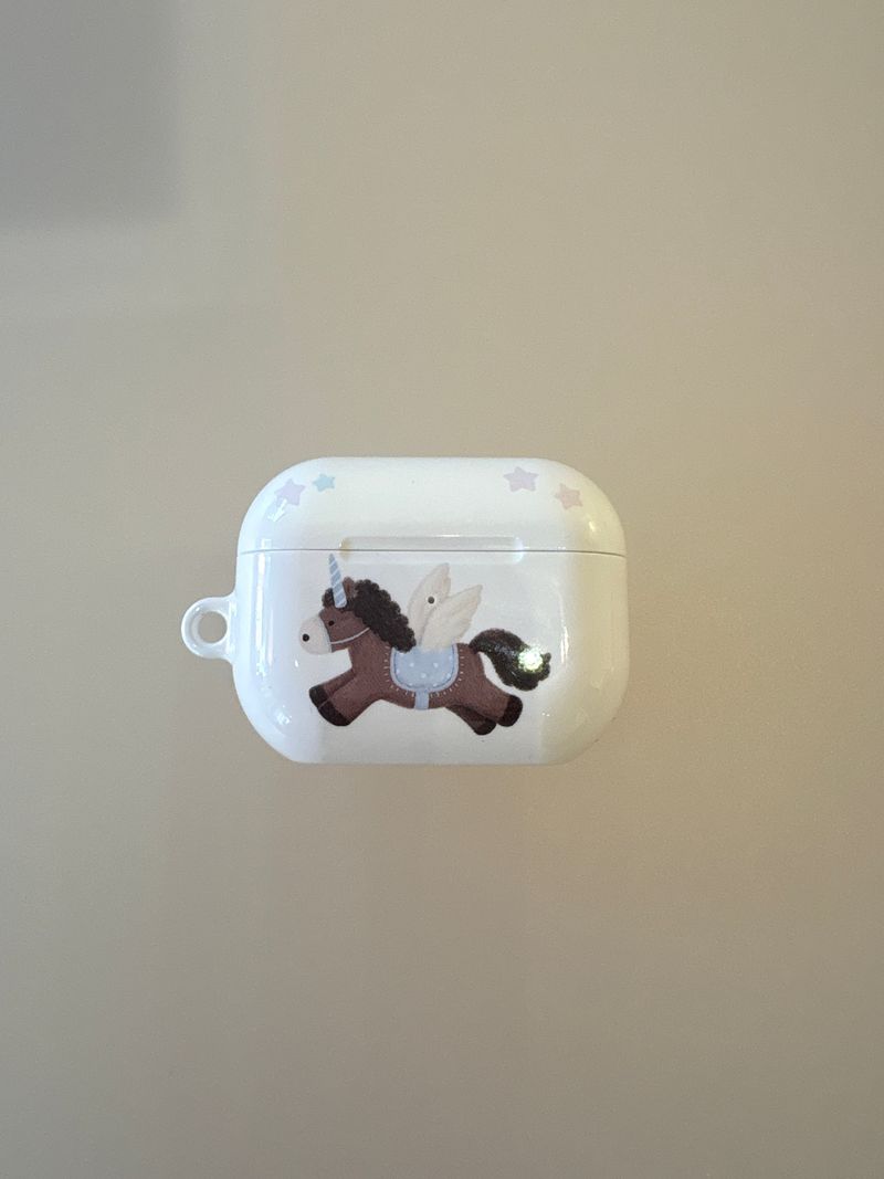 mon monde（モンモンド）の「angel pony airpods case（Smartphone Accessories）」