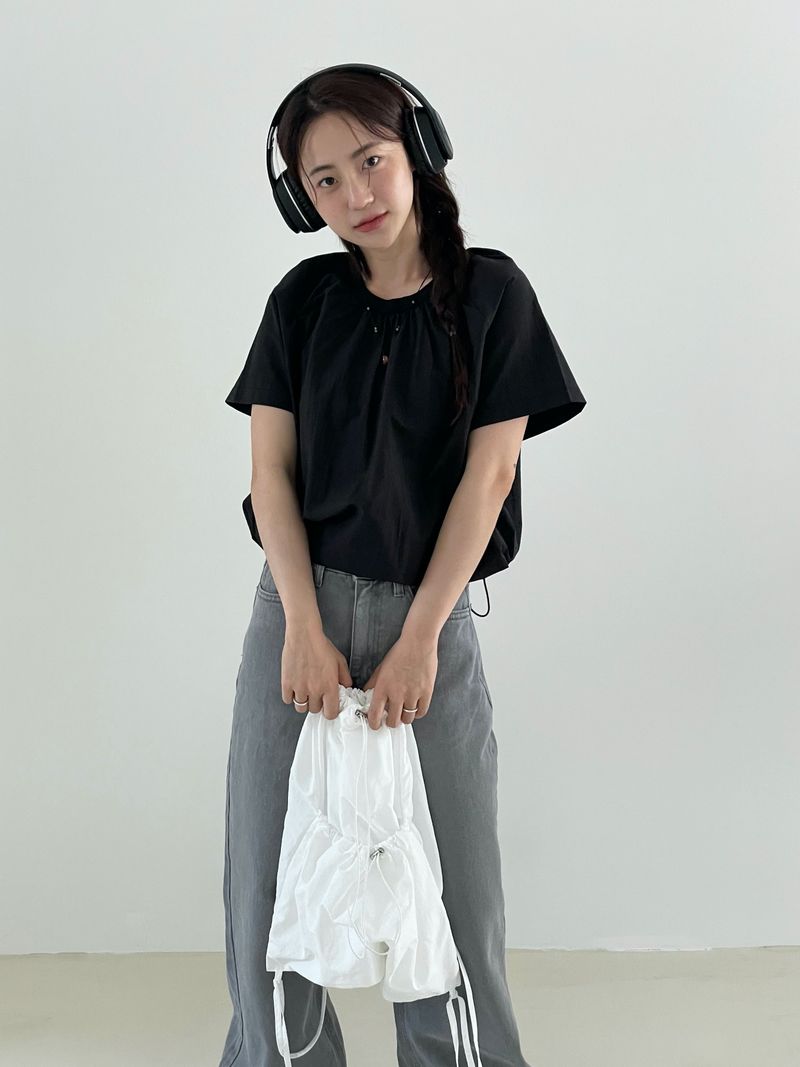 String point short-sleeved