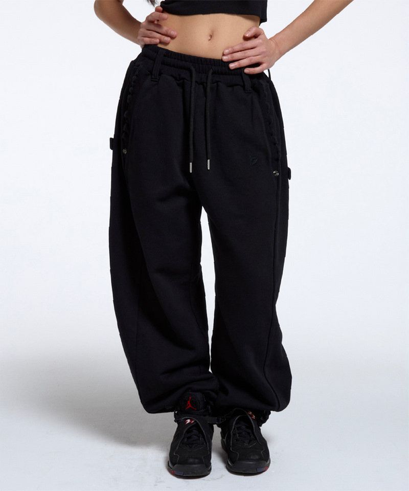 CONY RUFFLE PANTS / BLACK