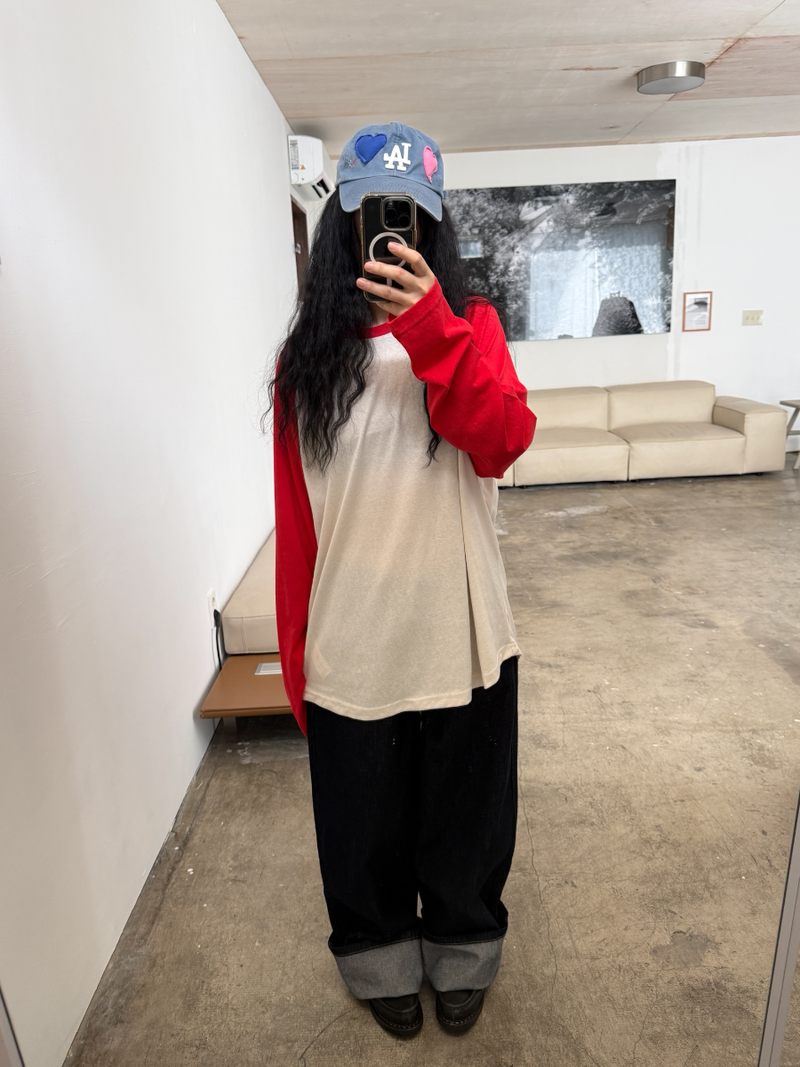 line raglan T