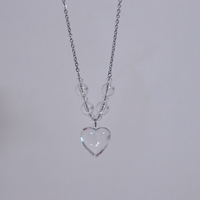 transparent heart bead necklace