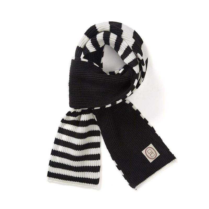 karactor（カラクター）の「ストライプニットマフラー / Black ivory（ファッション小物）」