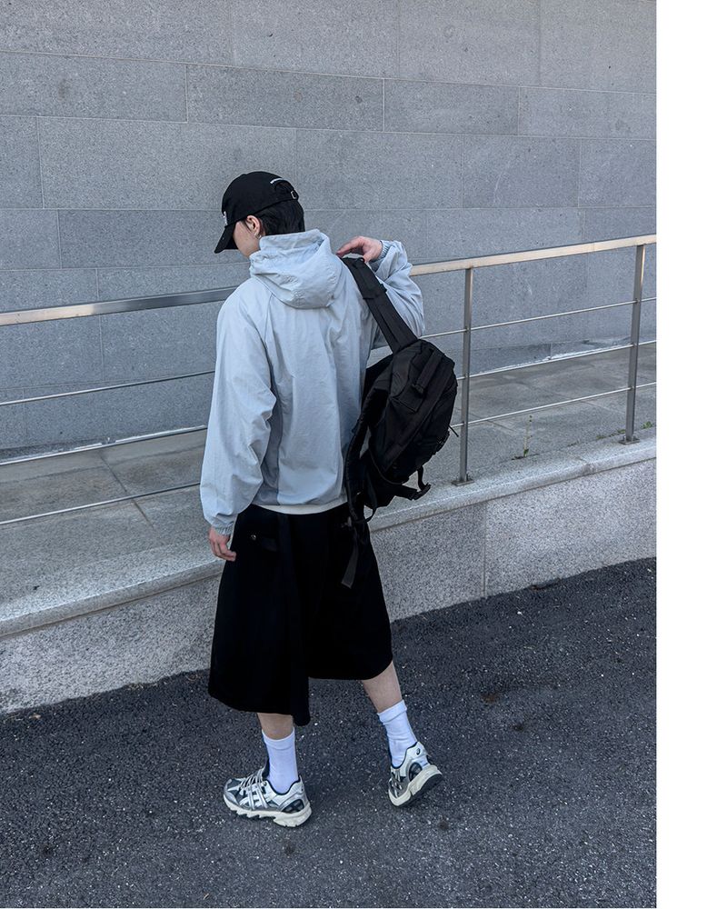 Insert Mesh Hood Windbreaker