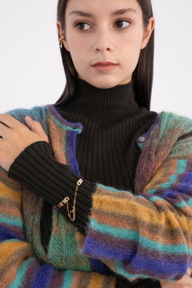 Knitting with drop chain bangle bracelet (Gold)