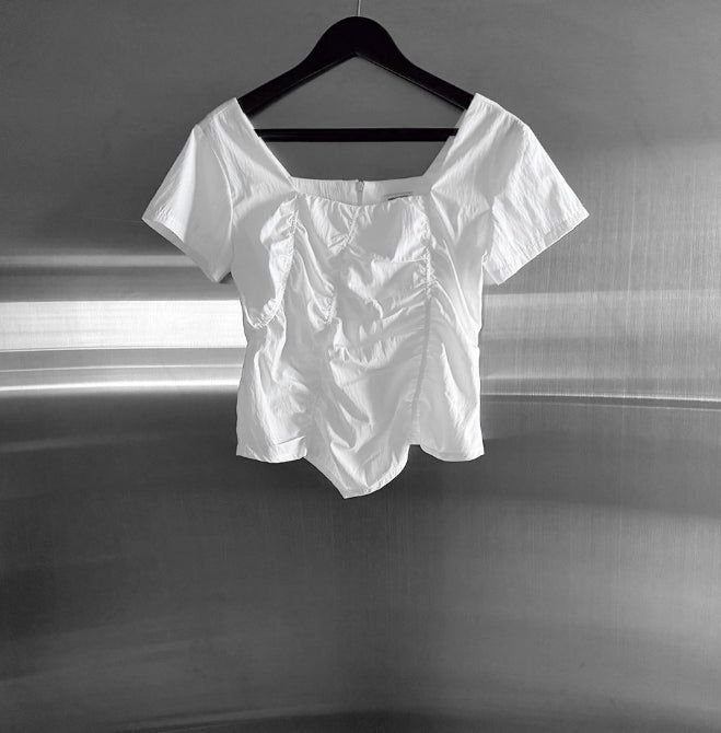 Lear Square Shirring Blouse