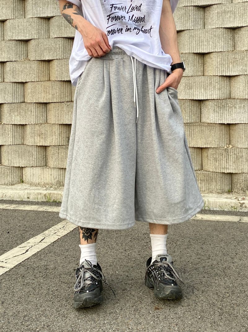 Layer pintuck bermuda wide half pants 2C