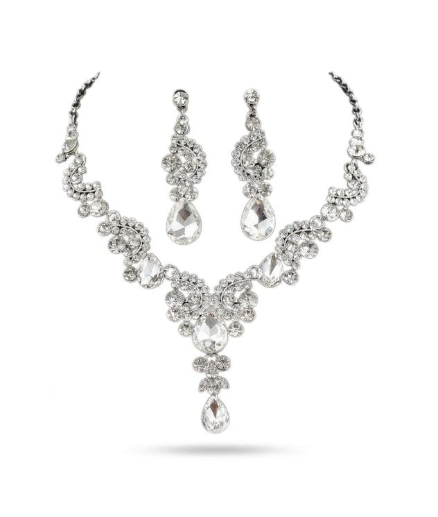 EEUN（イウン）の「Crystal Glam Drop Jewelry Set（Accessories）」