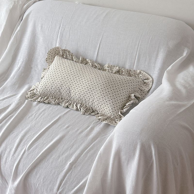 boboz（ボボズ）の「navy flower frill cushion（）」