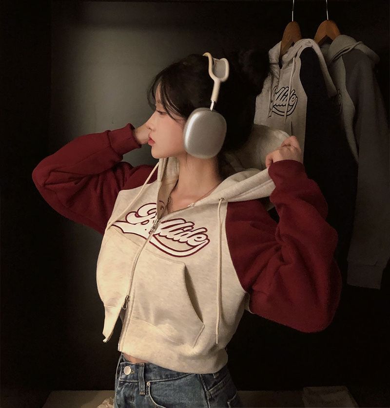 [BELLIDE MADE] Post Raglan Cropped Wool Zip-Up Hooded Zip-Up