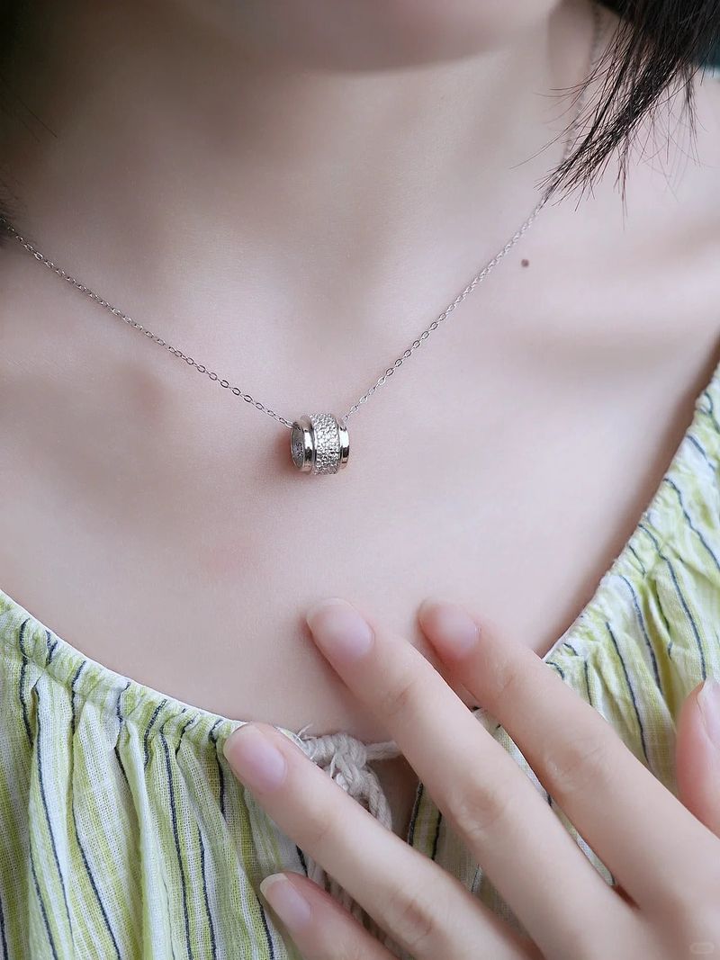 Necklace recommended for everyone
