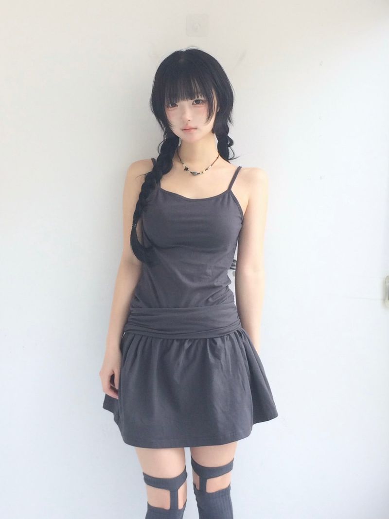ner.ui.bin（ノエビン）の「Shirring Flared Dress（Dresses）」