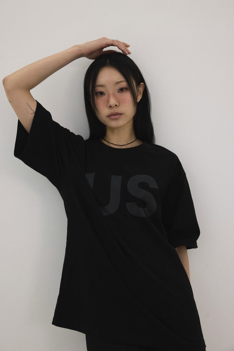 " US " OVER-SIZED TEE ( BLACK ) UNISEX