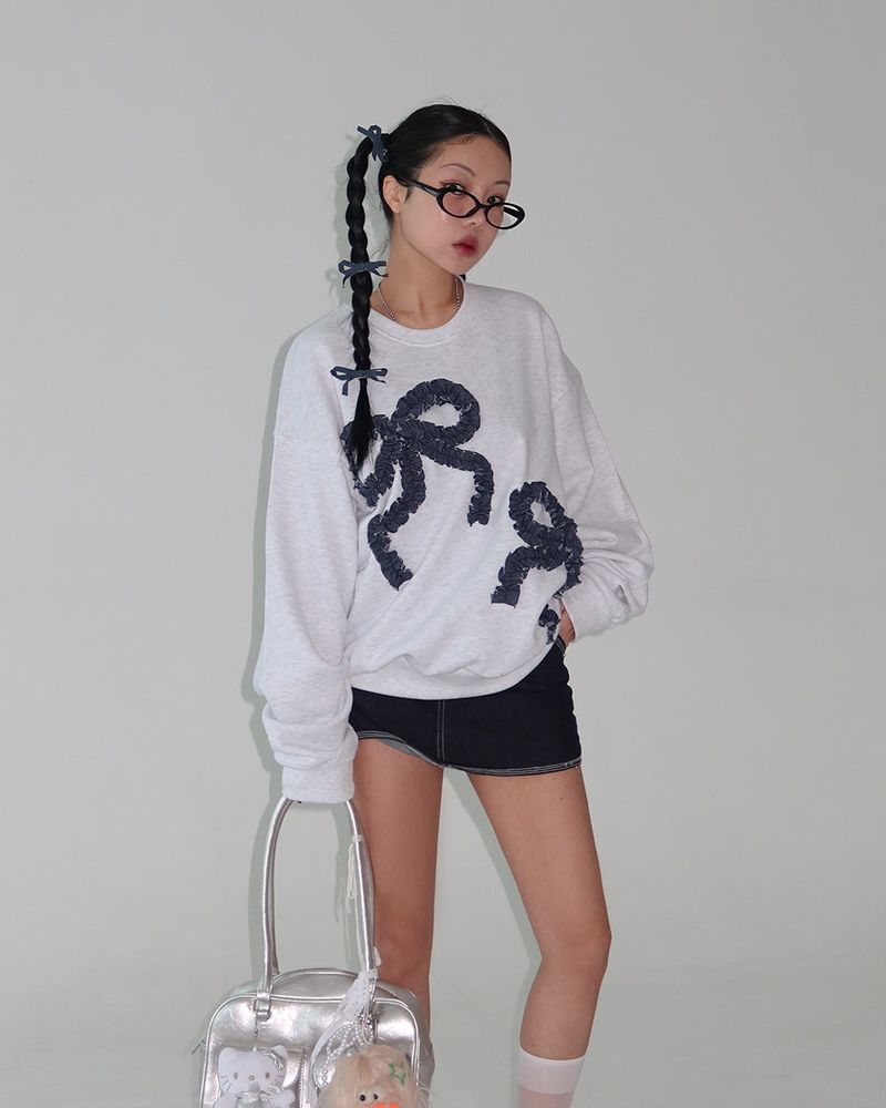 denim ribbon oversized fit sweatshirt