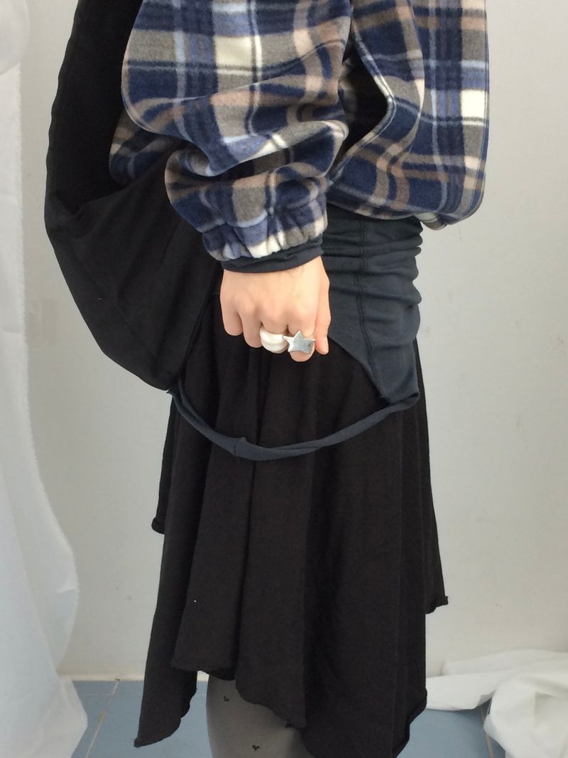 loose fit round sleeve