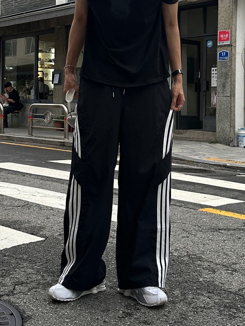 [SET] US Vintage Ringer Short-Sleeve T-Shirt + Valen Cut-Line Track Nylon Pants