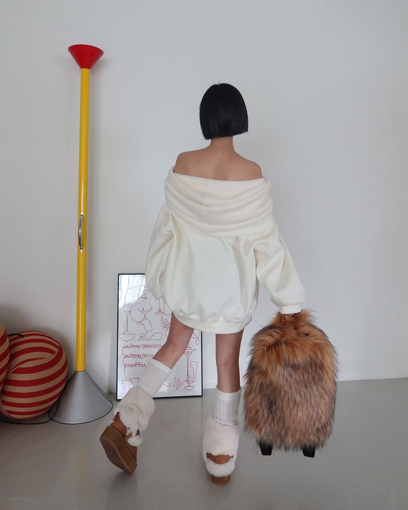 Ribbon off-shoulder oversized fit sweatshirt