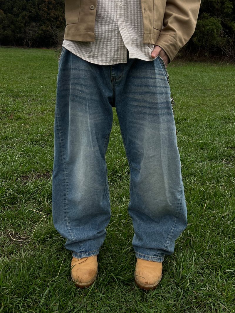 ESOO（イス）の「Curved Out Denim Pants (2 Colors)（Pants）」