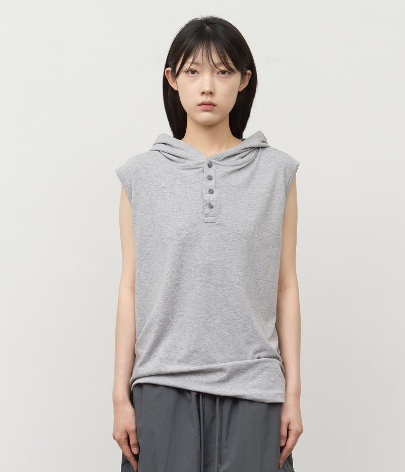 HIFIFNK（ハイファイファンク）の「アーム スリーブレス フーデッド トップ（トップス）」