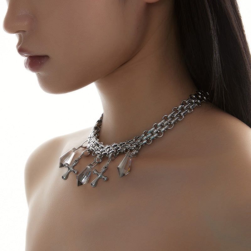 Cross punk necklace