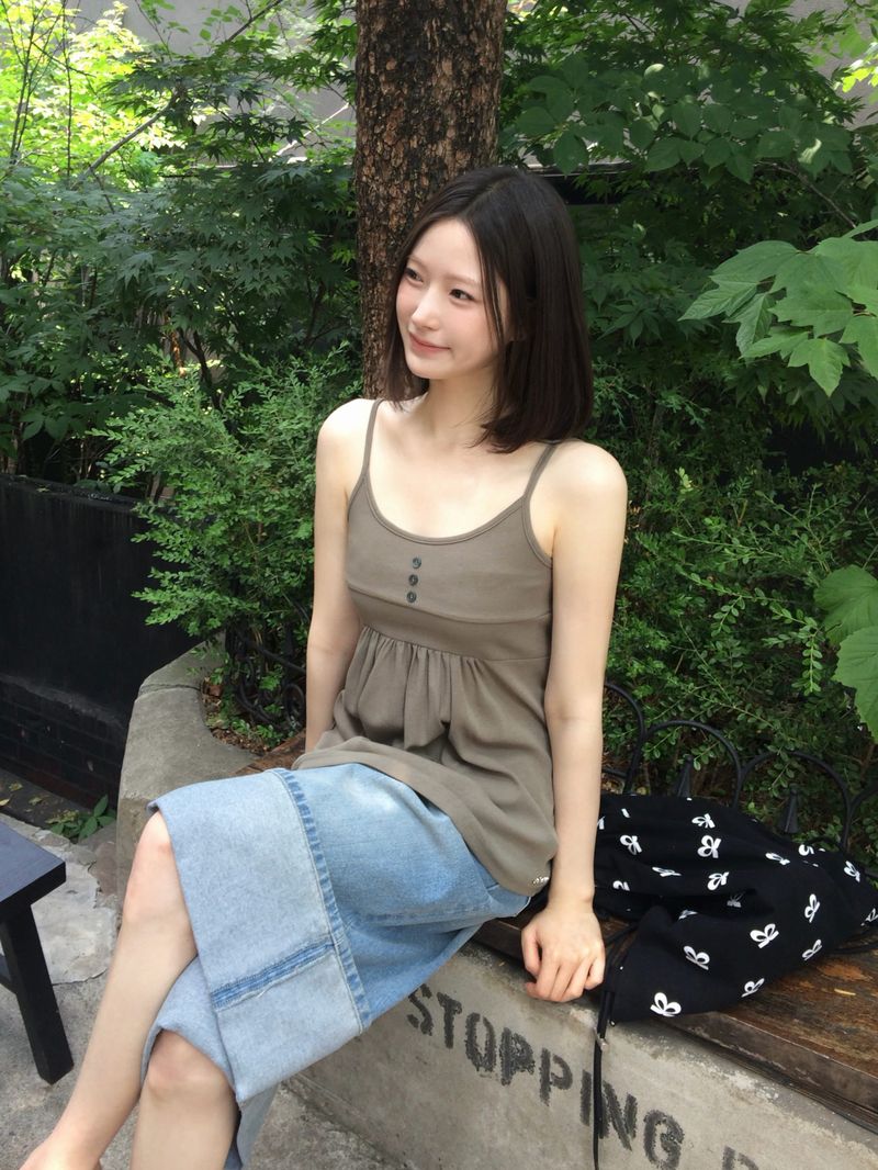 [ORIGINAL] Nev Shirred Ribbed Sleeveless